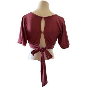 Rue21 women's medium burgundy ballet dance top cropped crop flutter sleeve v-nec